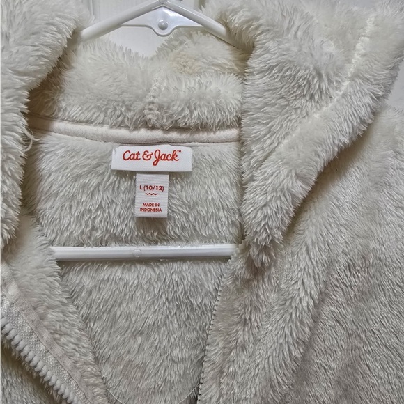 Cat & Jax White Faux Fur Fleece Coat with Sequin Wings and Unicorn Hood - Picture 5 of 5